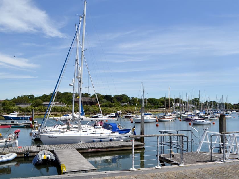 Surrounding area | The Bothy, Lymington