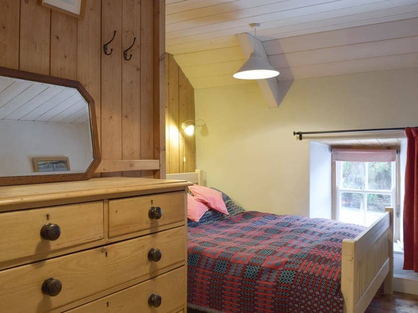 Ample storage within double bedroom | 2 Penrhiw, Abercych, near Newcastle Emlyn