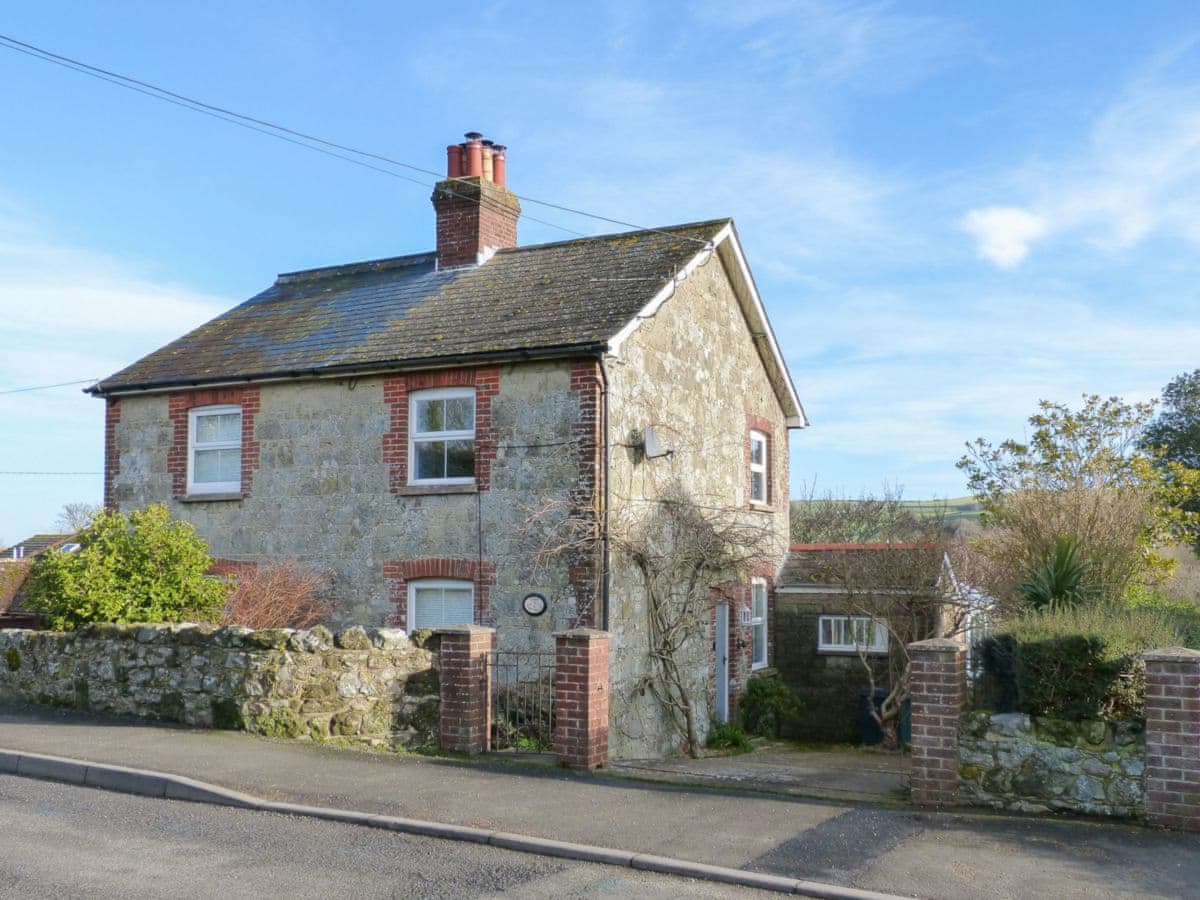 Farm Cottages Ref Ukc3056 In Whitwell Near Ventnor Isle Of