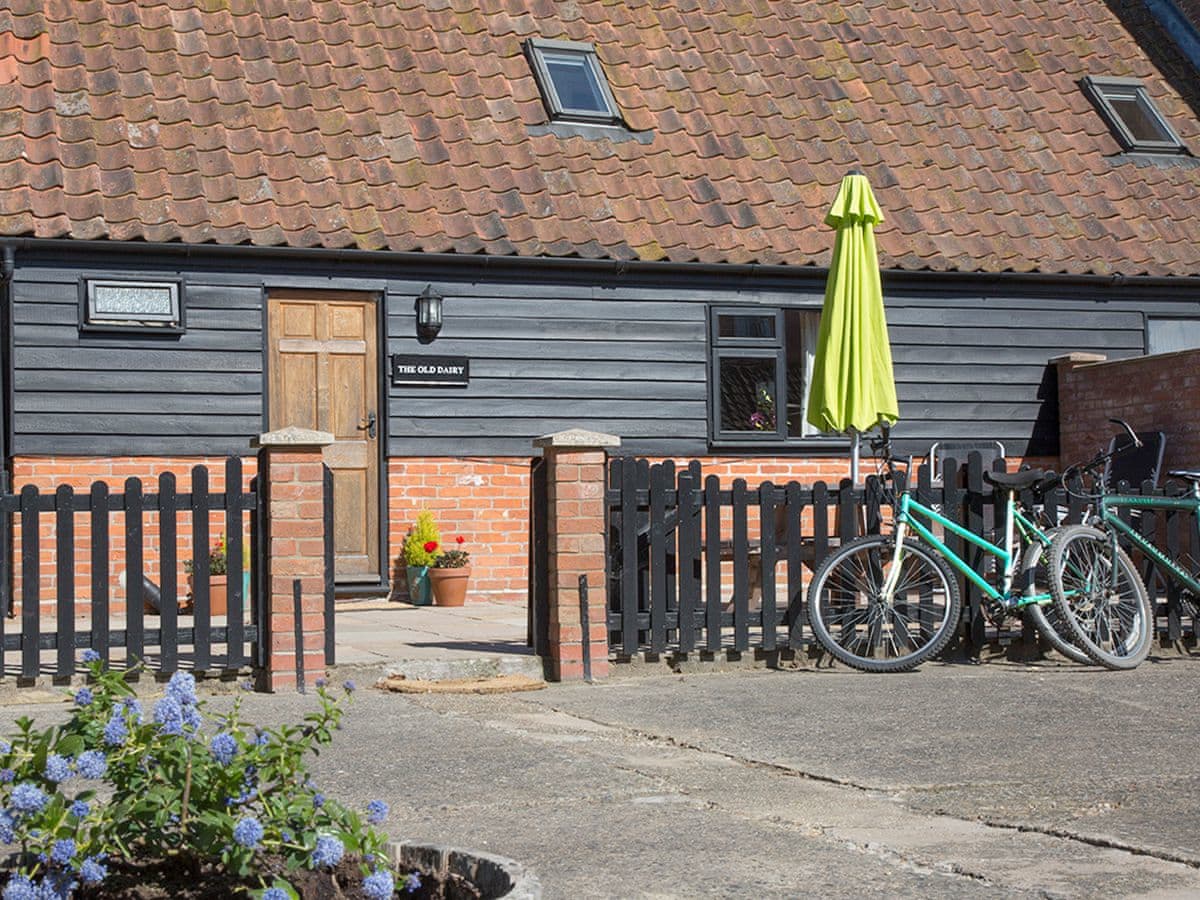 Old Hall Farm Cottages Old Dairy Ref Ukc3169 In Walpole Near
