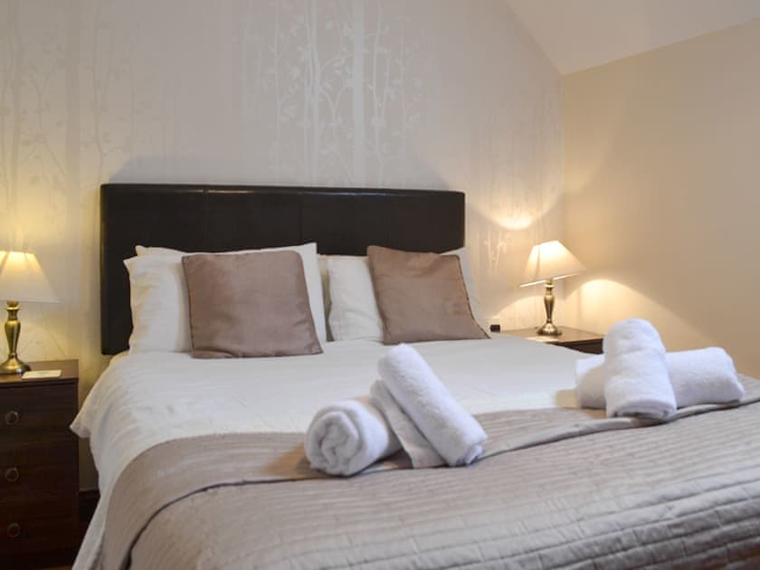 Peaceful double bedroom | The Old Byre - West Bridge End, Frosterley, near Bishop Auckland