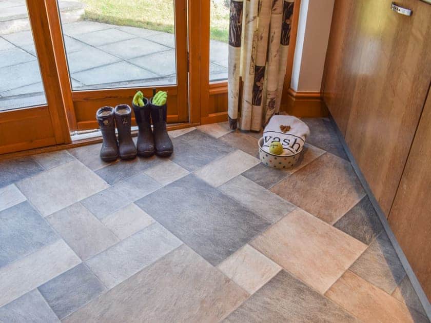 Tile-floored kitchen ideal for wet dogs and walkers | The Roundel, Balmullo, near St Andrews