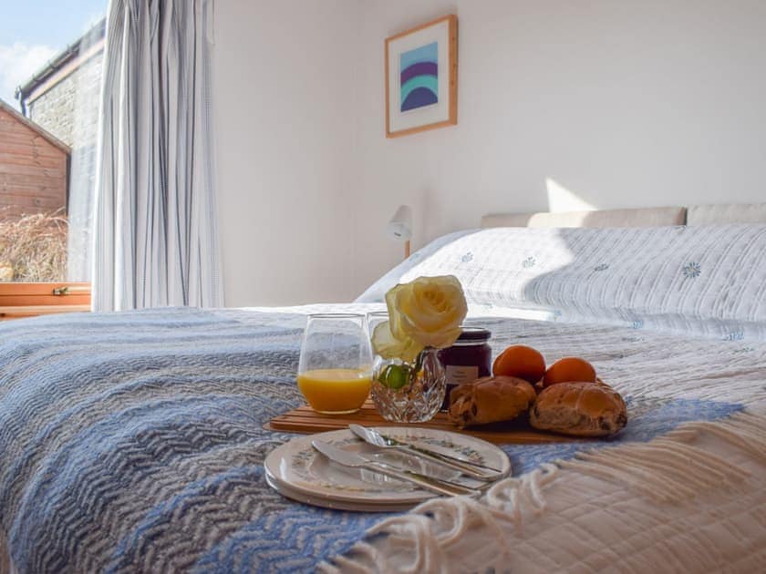 Superkingsize zip and link bedroom | The Roundel, Balmullo, near St Andrews