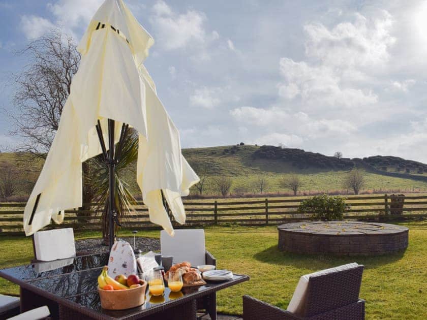 Enjoy breakfast whilst admiring the wonderful view | The Roundel, Balmullo, near St Andrews