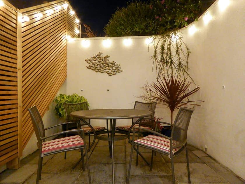 Terrace with out door sitting area | Hamnavoe, Flat 1, Stoke Fleming