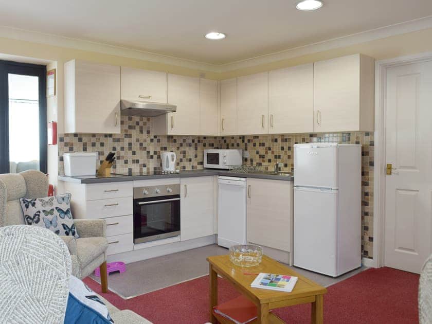 Convenient open plan living space | Carol’s Cottage - Vale Farm Cottages, Wenhaston, near Southwold