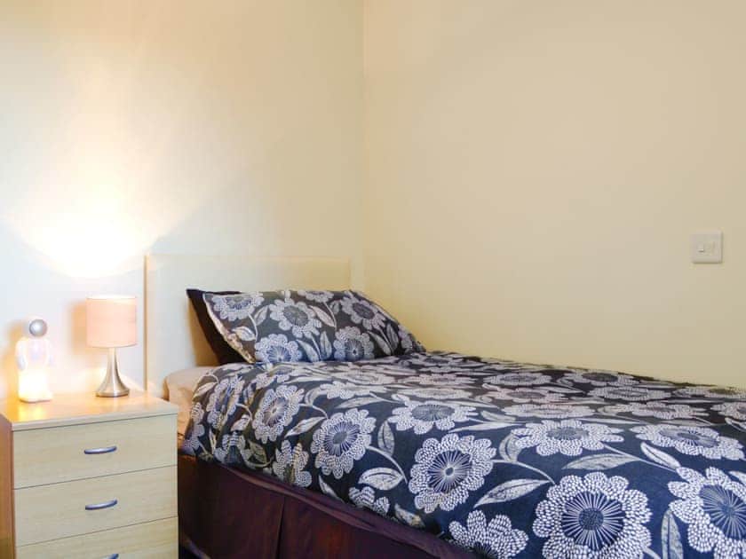 Comfortable single bedroom | The Beachcomber, Cairnbulg, near Fraserburgh