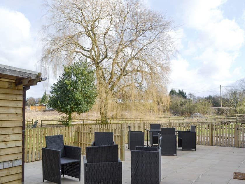 Paved patio with outdoor furniture | No. 2 Ash Cottage - Six Ash Cottages, Six Ashes, near Bridgnorth