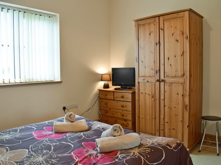 Charming double bedroom | Ty Nant, Llanon, near Aberaeron