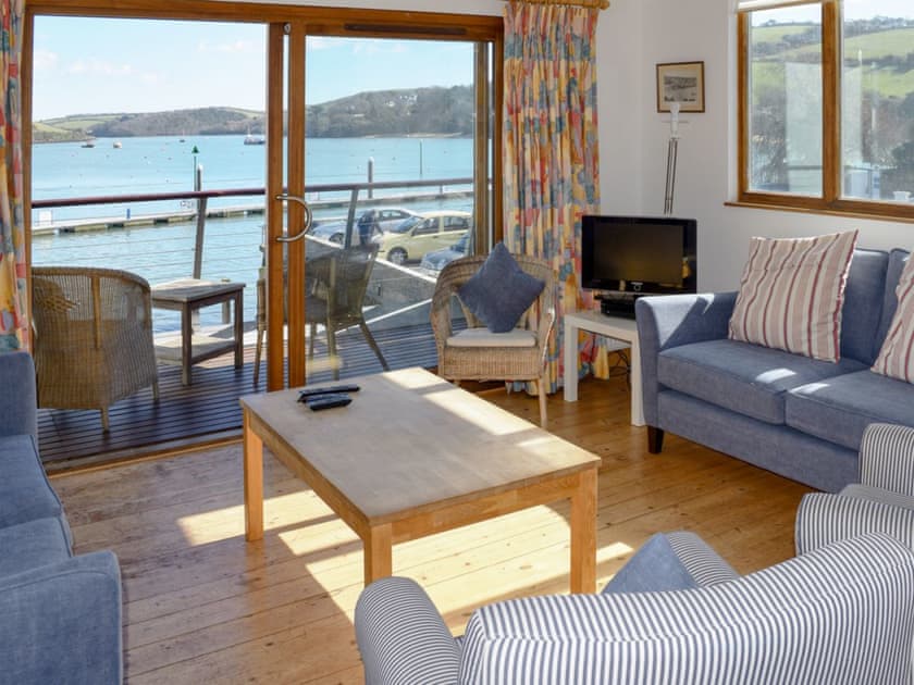 Well presented open plan living space | Boathouse, Salcombe