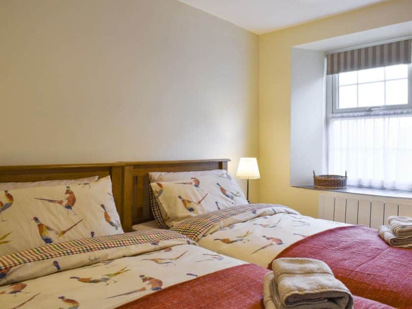 Cosy twin bedroom | Timbessie Barn, Carperby, near Leyburn