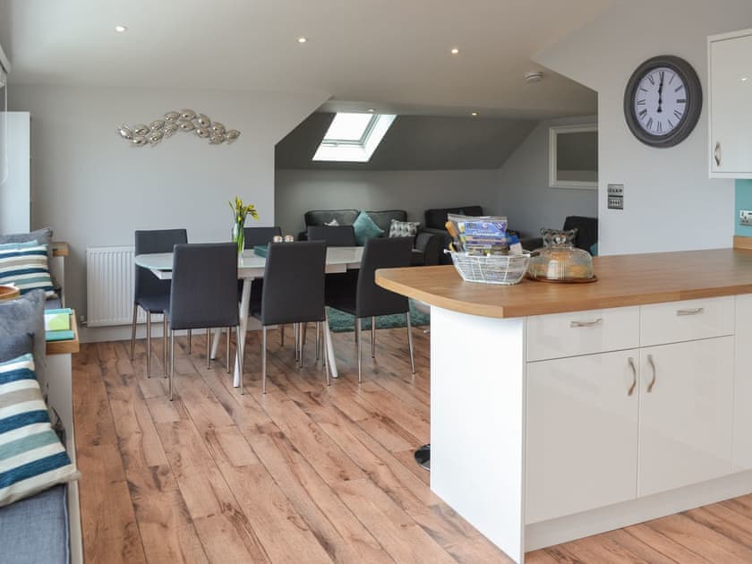 Open plan living space | Penfose Apartment, Mevagissey