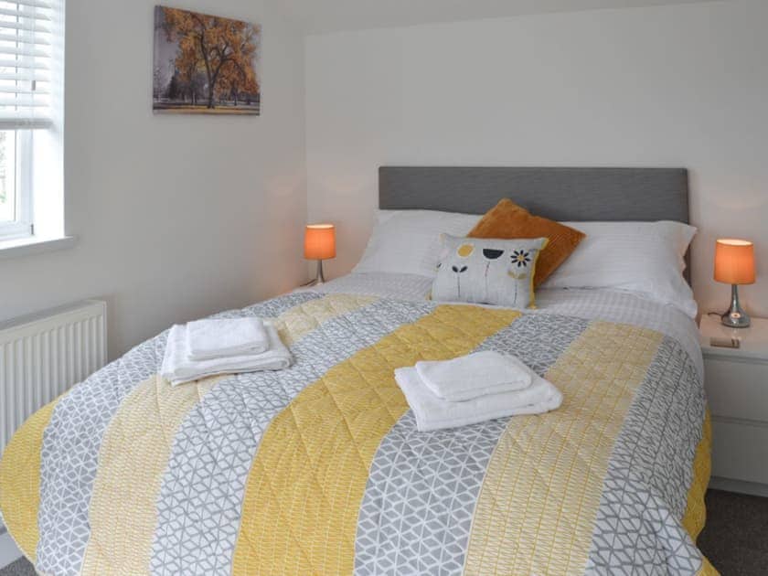 Double bedroom with en-suite | Penfose Apartment, Mevagissey