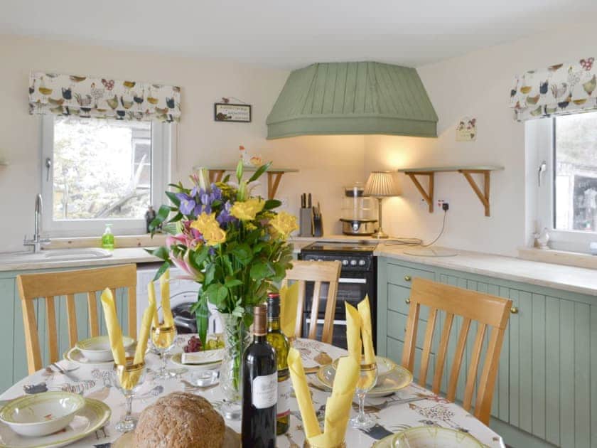 Delightful dining area within kitchen | Foxhole Farm Cottage, Kiltarlity near Beauly