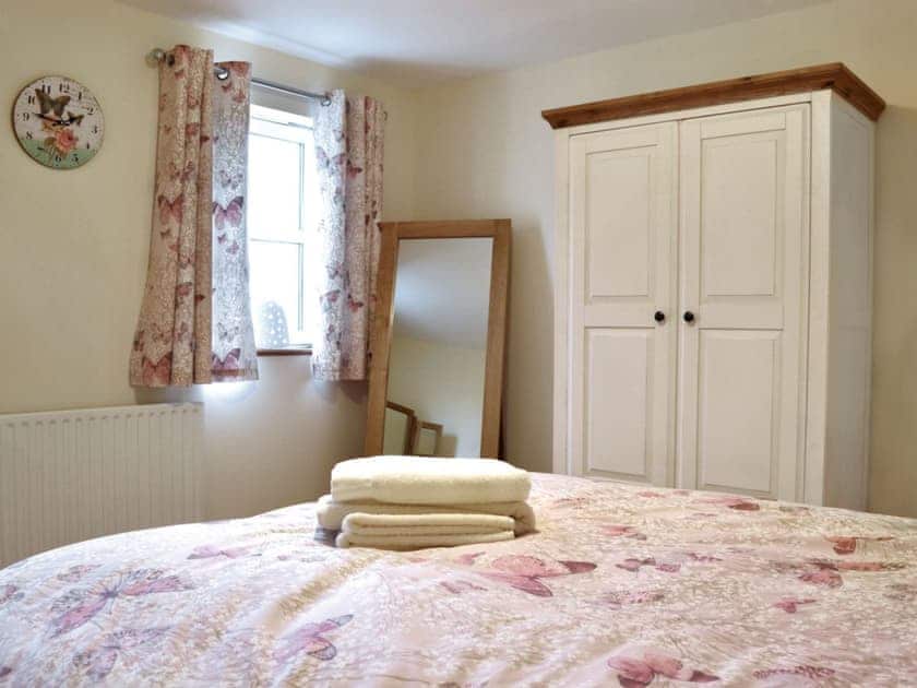 Comfortable double bedroom | 1 The Costins, Allonby, near Maryport