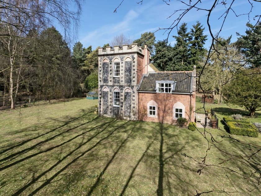 Falconer S Lodge Ref Ukc2954 In Thetford Norfolk Cottages Com