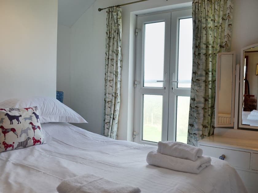 Charming double bedroom | Hamilton Lodge, Barmston, near Bridlington