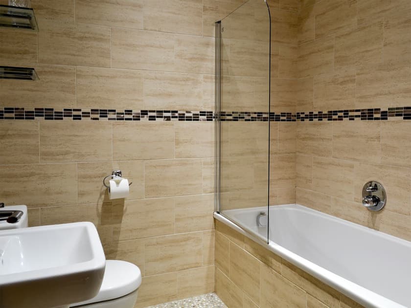 Bathroom | Apartment 5 - The Landings, Filey