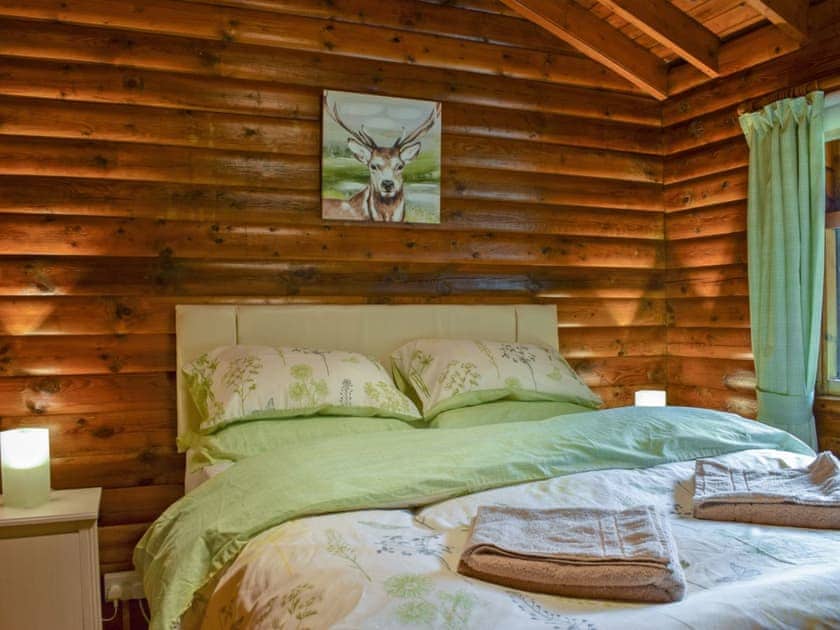 Charming double bedroom | Forest View, Strathyre, near Callendar