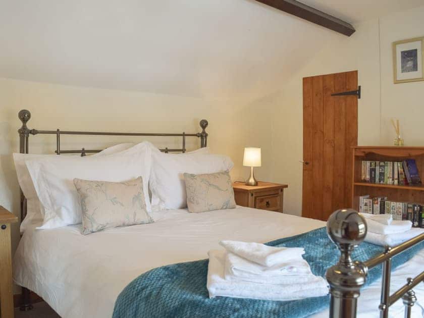 Comfortable double bedroom | Heathcote, Hickling