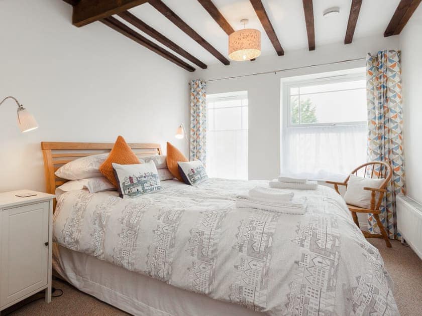 Tastefully furnished double bedroom | College View Lower, Kingswear
