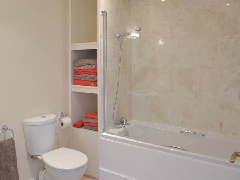 Bathroom | Bardon Lodge, East Ogwell, near Newton Abbot