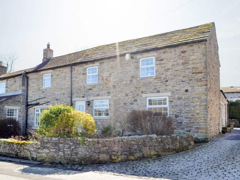 Beautiful barn conversion | River View, Frosterley