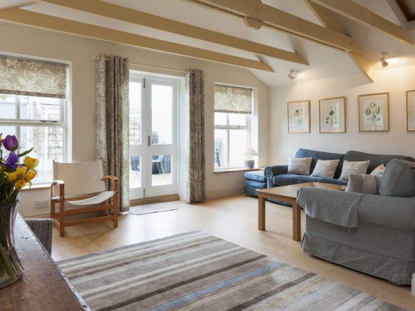 Light and airy open plan living space | Church Street 23, Salcombe