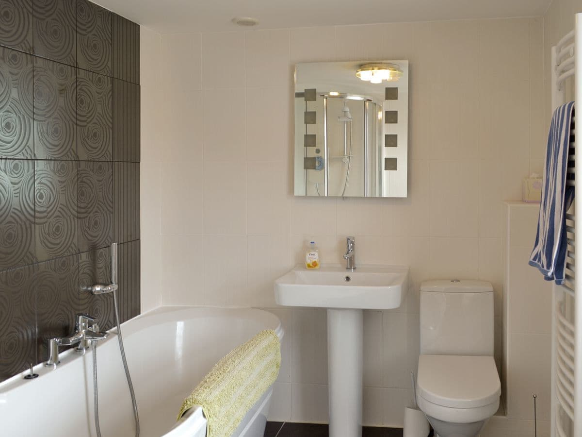 Honeycomb Cottage Ref 28922 In Shaldon Devon Welcomecottages