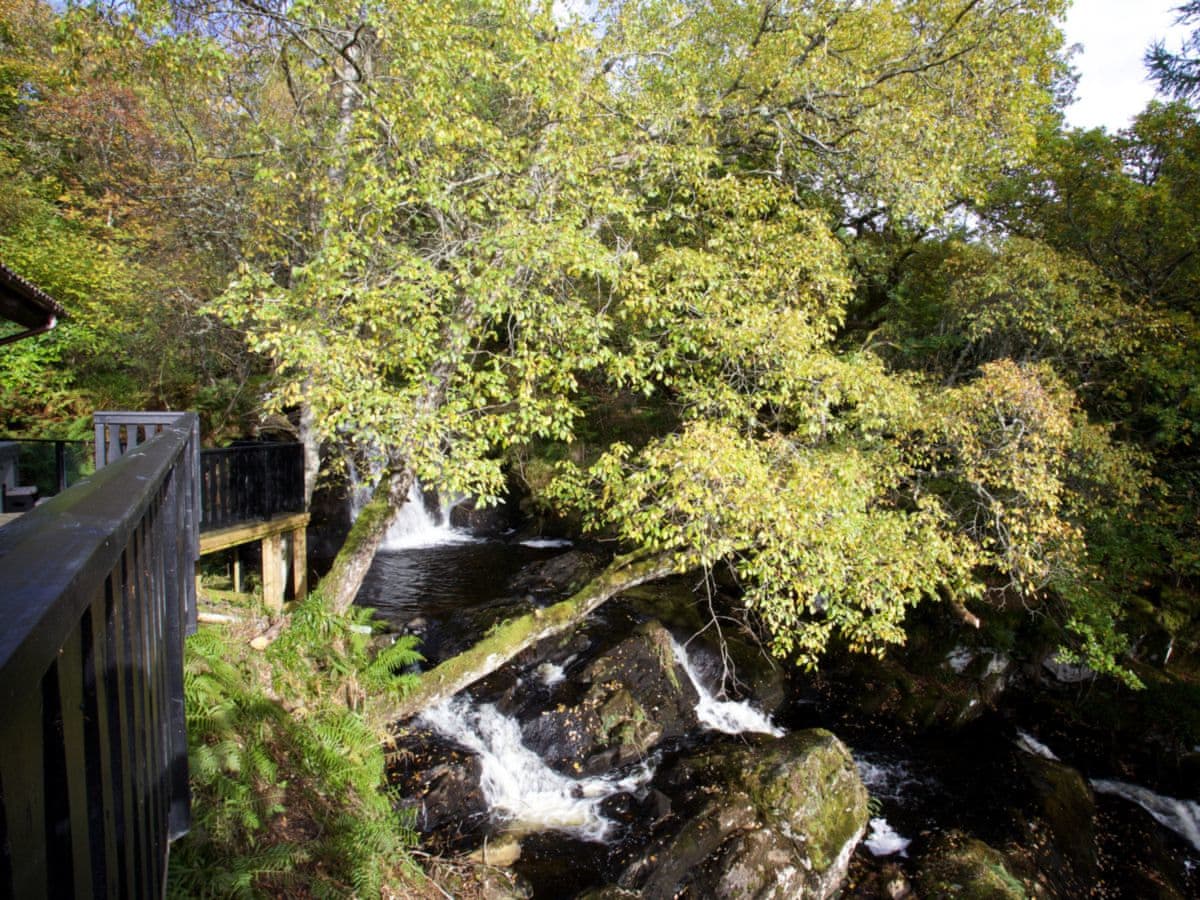 Loch Tay Highland Lodges Waterfall Lodge Ref Uk5744 In Killin