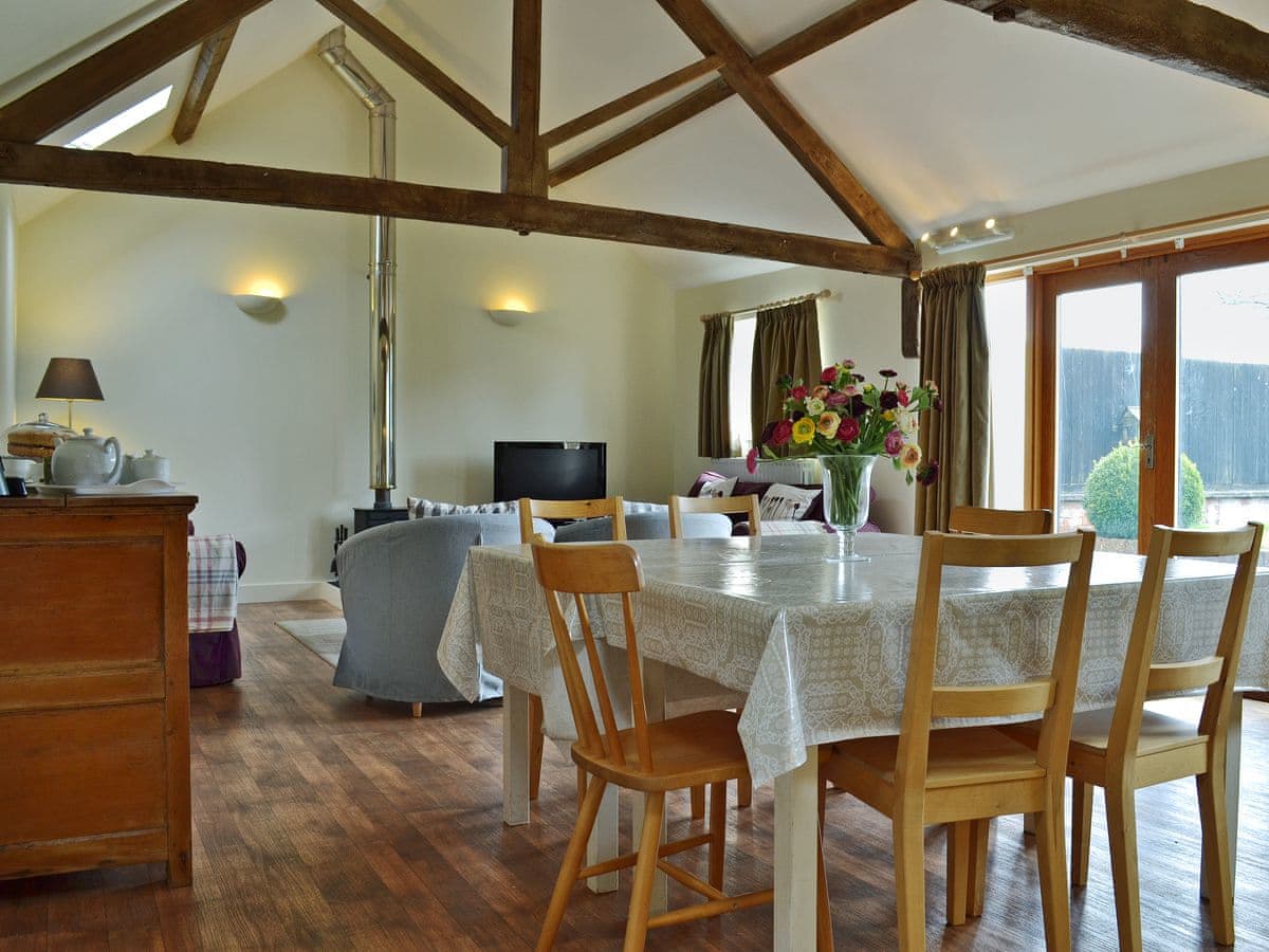 Conygre Farm Cottages The Burrow Ref Ukc3287 In Easton