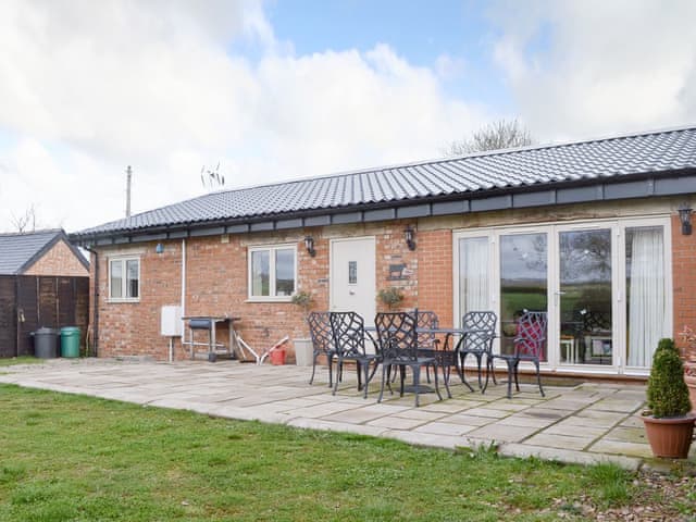 Tre Essey Farm Cottages The Cowshed Ref 28693 In St Weonards