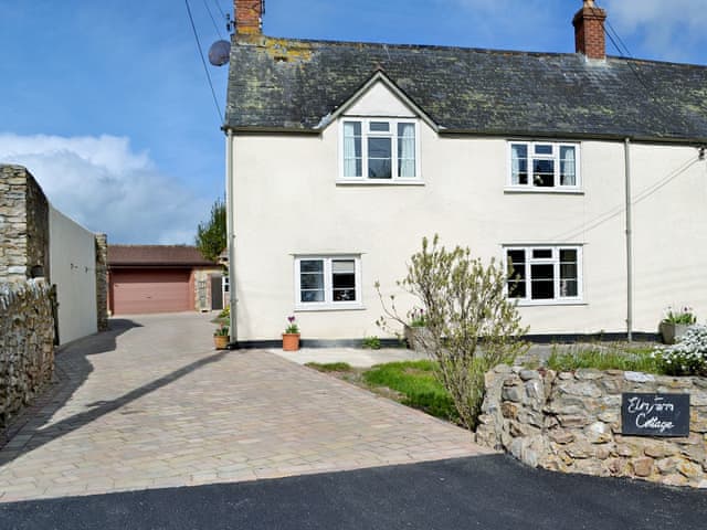 Elm Farm Cottage Ref Ukc3297 In Blagdon Hill Near Taunton