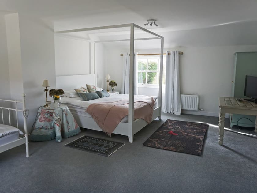 Generous sized four Poster bedroom | Garden House, Thimbleby, near Northallerton