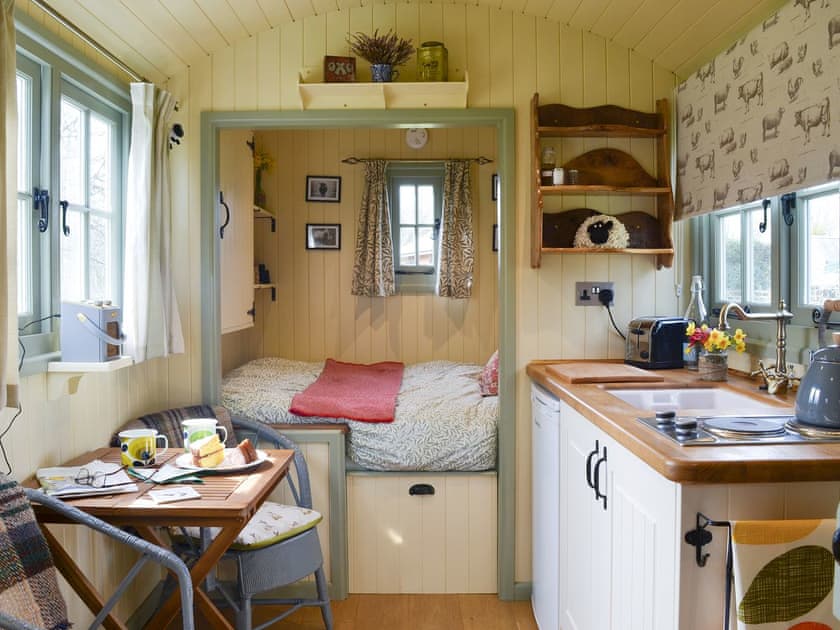 Convenient open-plan design | Farmer Oak’s Hut, Dippertown, near Tavistock