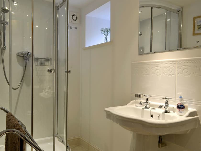 En-suite | Hilltop Barn, Starbotton, near Skipton