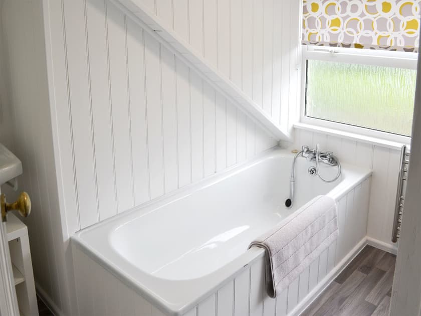 Well presented bathroom | Polmeor, Polzeath