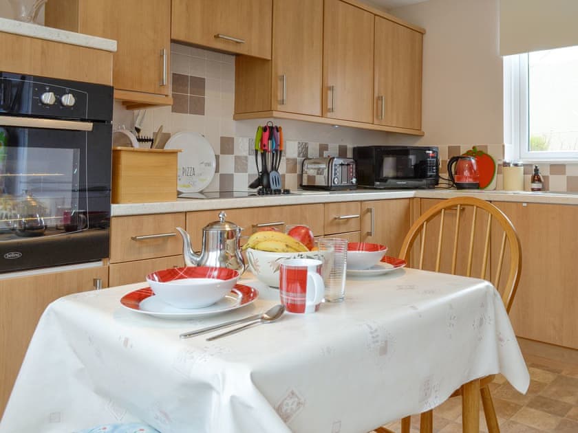 Fully appointed fitted kitchen with dining area | Westcliff, Whitehills, near Banff