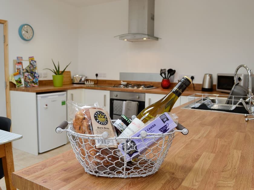 Kitchen | Y Gweithdy, Barmouth