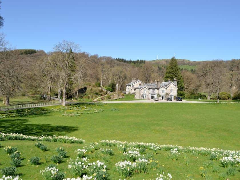 The wonderful 2500 acre estate of Crogen Hall | Crogen Wing, Bala