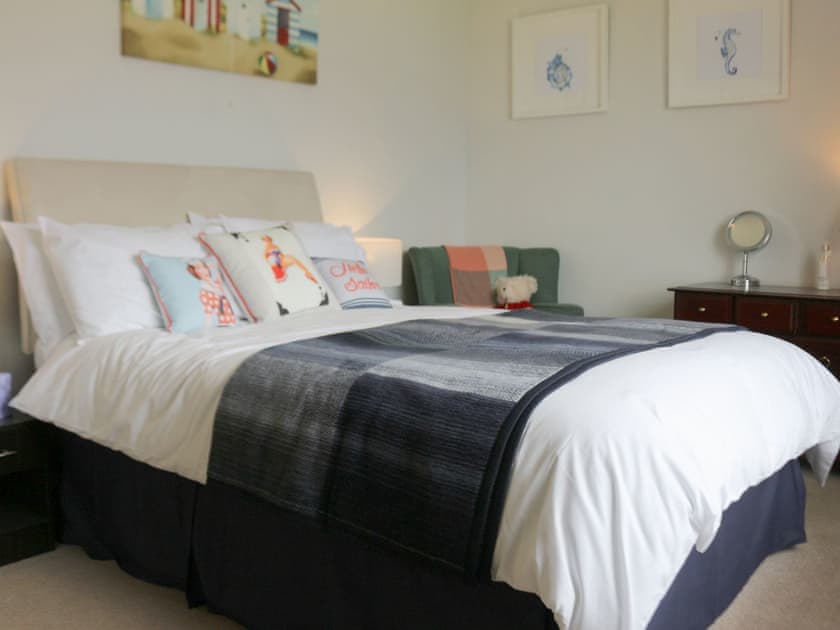 Relaxing double bedroom | Devana Croft, Tarbert