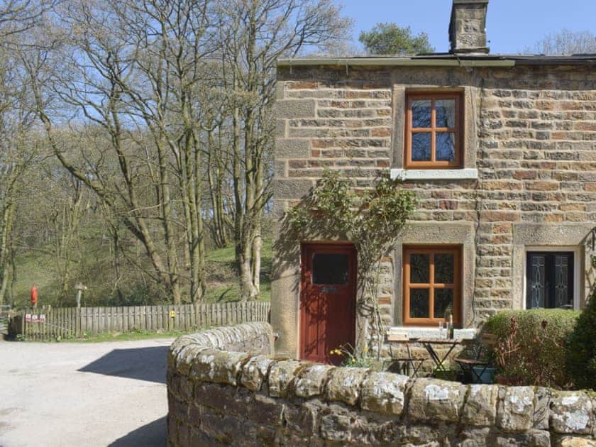Beautiful 19th century mill workers cottage | Bluebell Cottage, Calder Vale, near Garstang