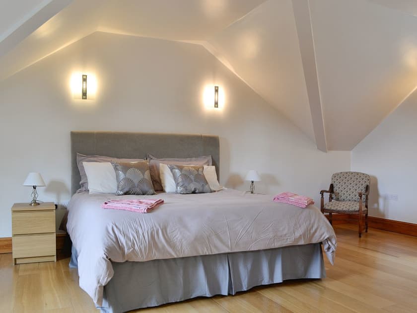 Double bedroom | Three Ways, Lypiatt Hill, near Stroud