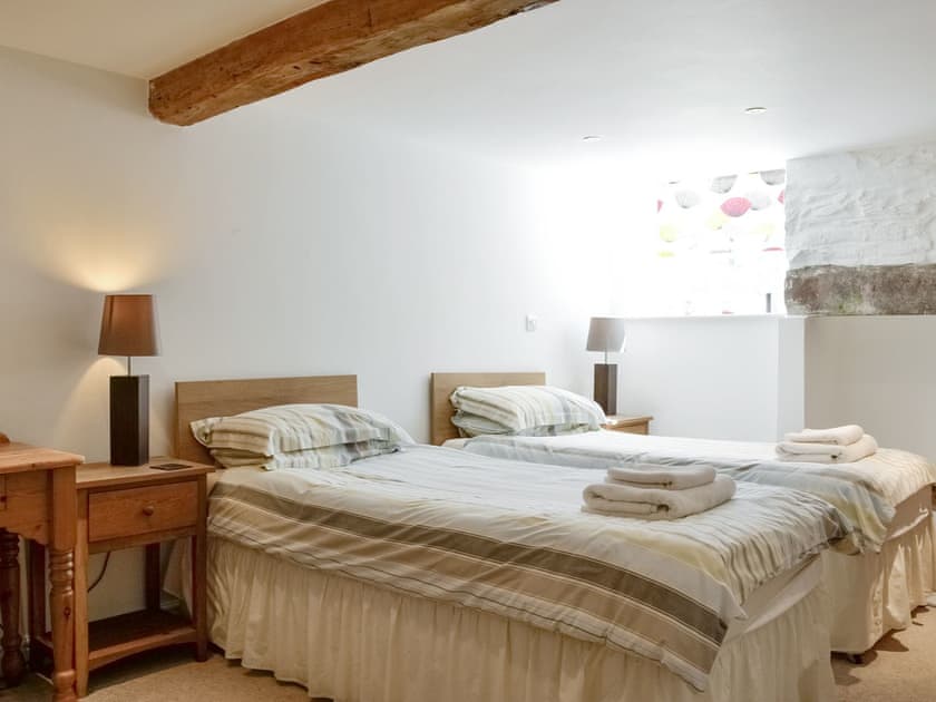 Good sized twin bedroom | The Mill Race, Applethwaite near Keswick