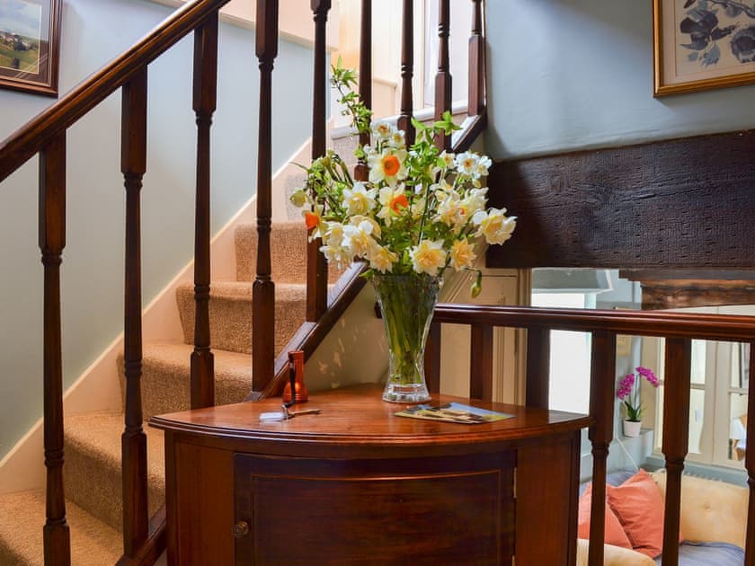 Galleried staircase with landing area | Bugatti House, Bosbury, near Ledbury