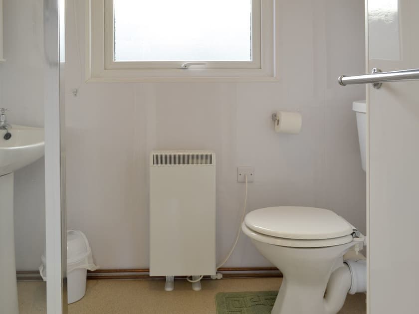 Family shower room | The Cottage - Scarning Dale Cottages, Scarning, near Dereham