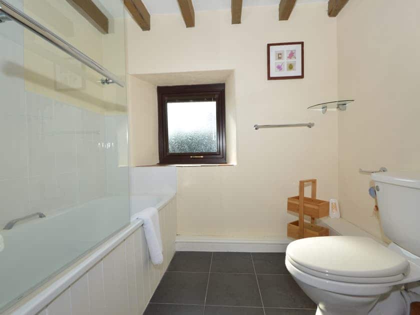 Bathroom | Buzzards View, Kingswear