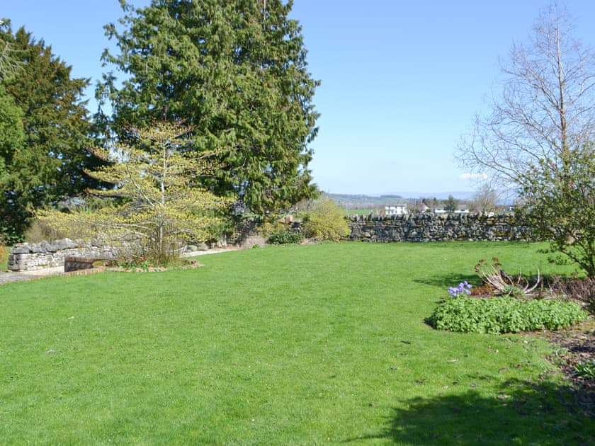 Garden and grounds | Tirril Lodge, Tirril, Ullswater