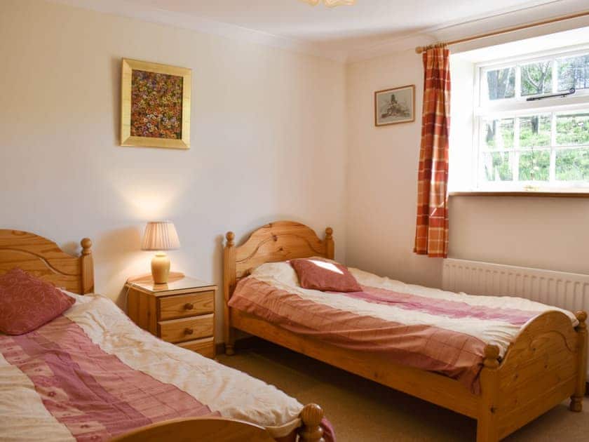 Twin bedroom | Mill Pond Cottage, Bere Regis