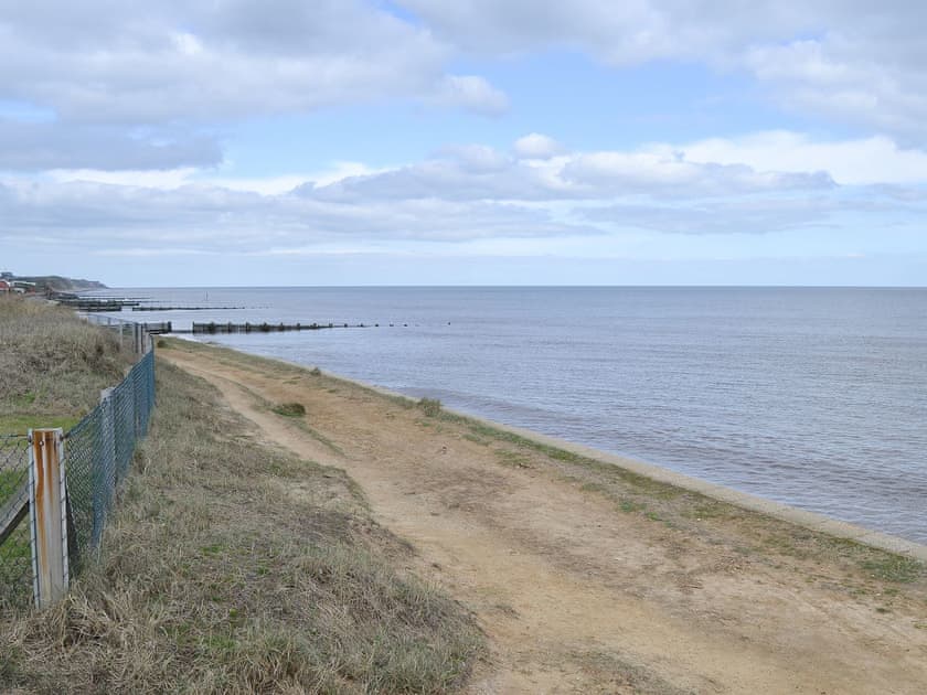 Rosemary’s Sea View (ref 19415) in Bacton, Norfolk